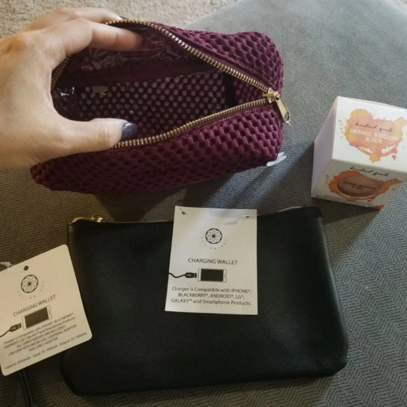 Charging Wallet w/ Wristlet and Makeup Bag - Picture 3 of 4